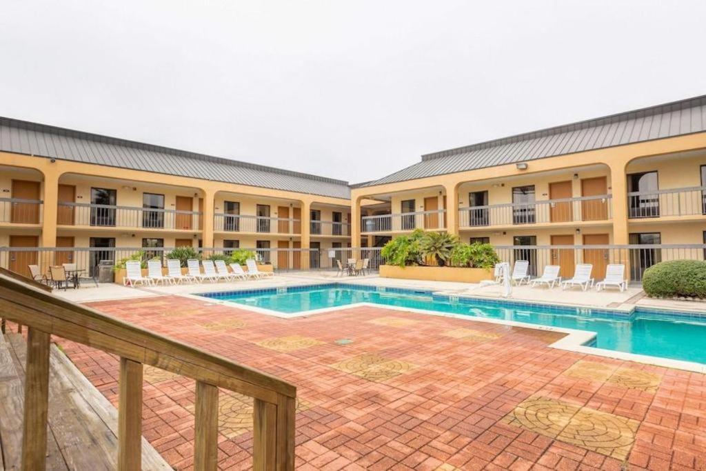 Oyo Hotel Baton Rouge Mid City Kültér fotó