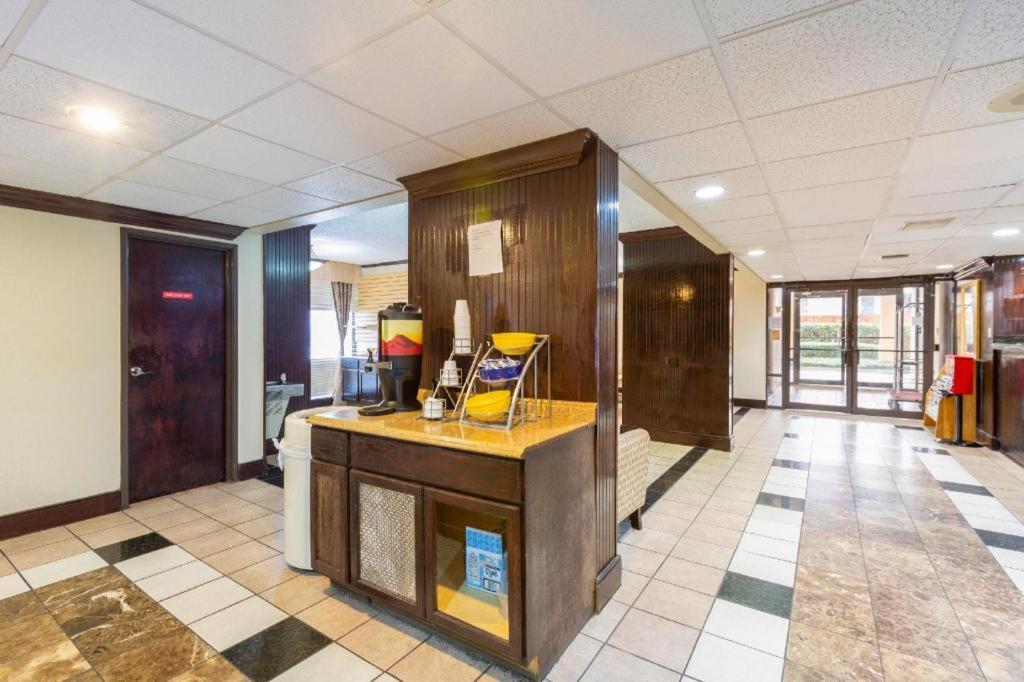 Oyo Hotel Baton Rouge Mid City Kültér fotó