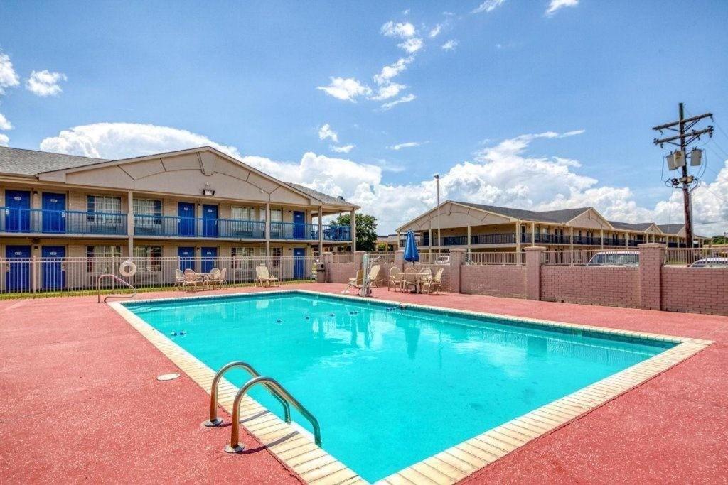 Oyo Hotel Baton Rouge Mid City Kültér fotó